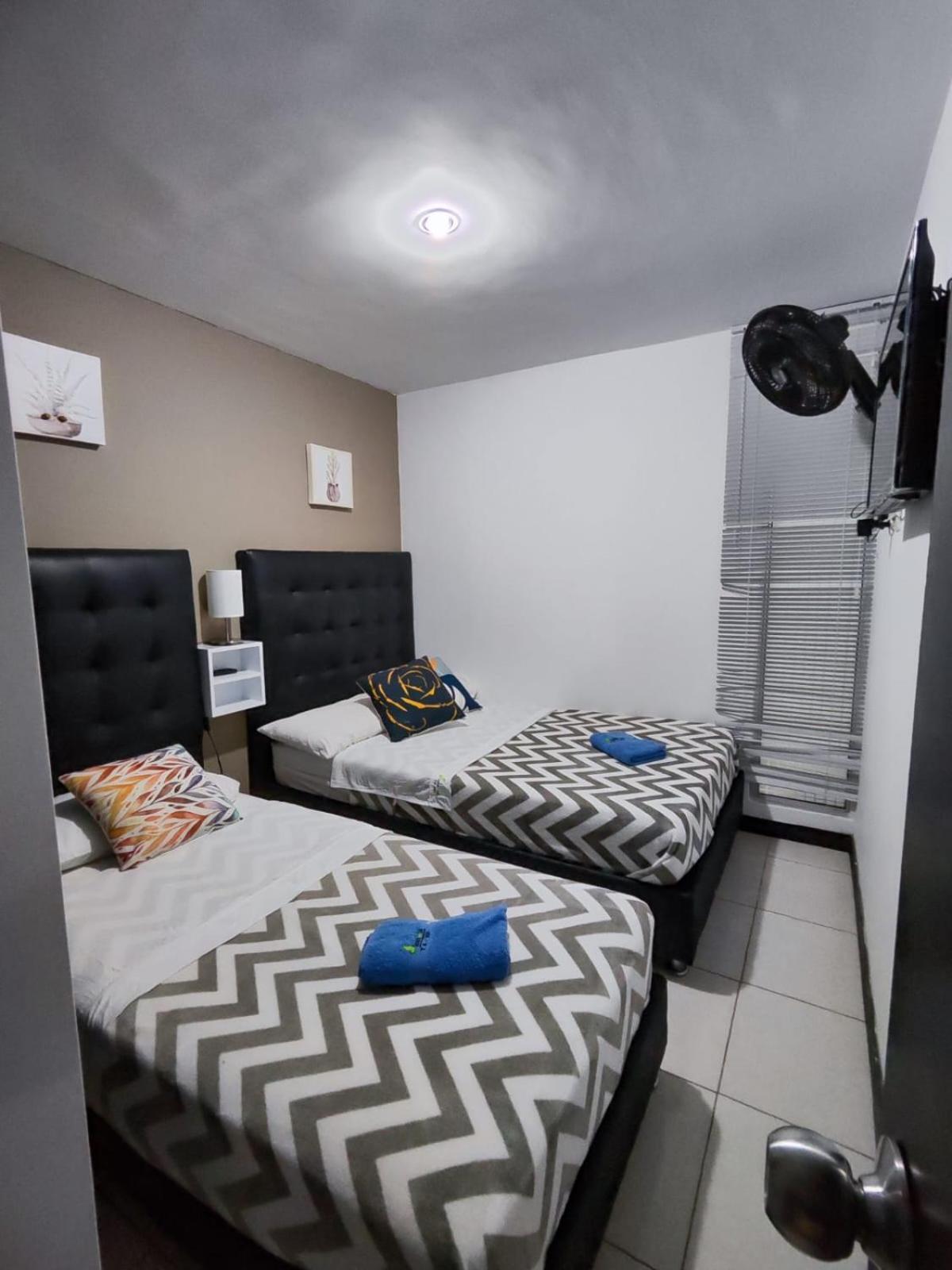 Apartamento Cerca Parque Del Cafe Con Piscina Монтенегро Екстер'єр фото